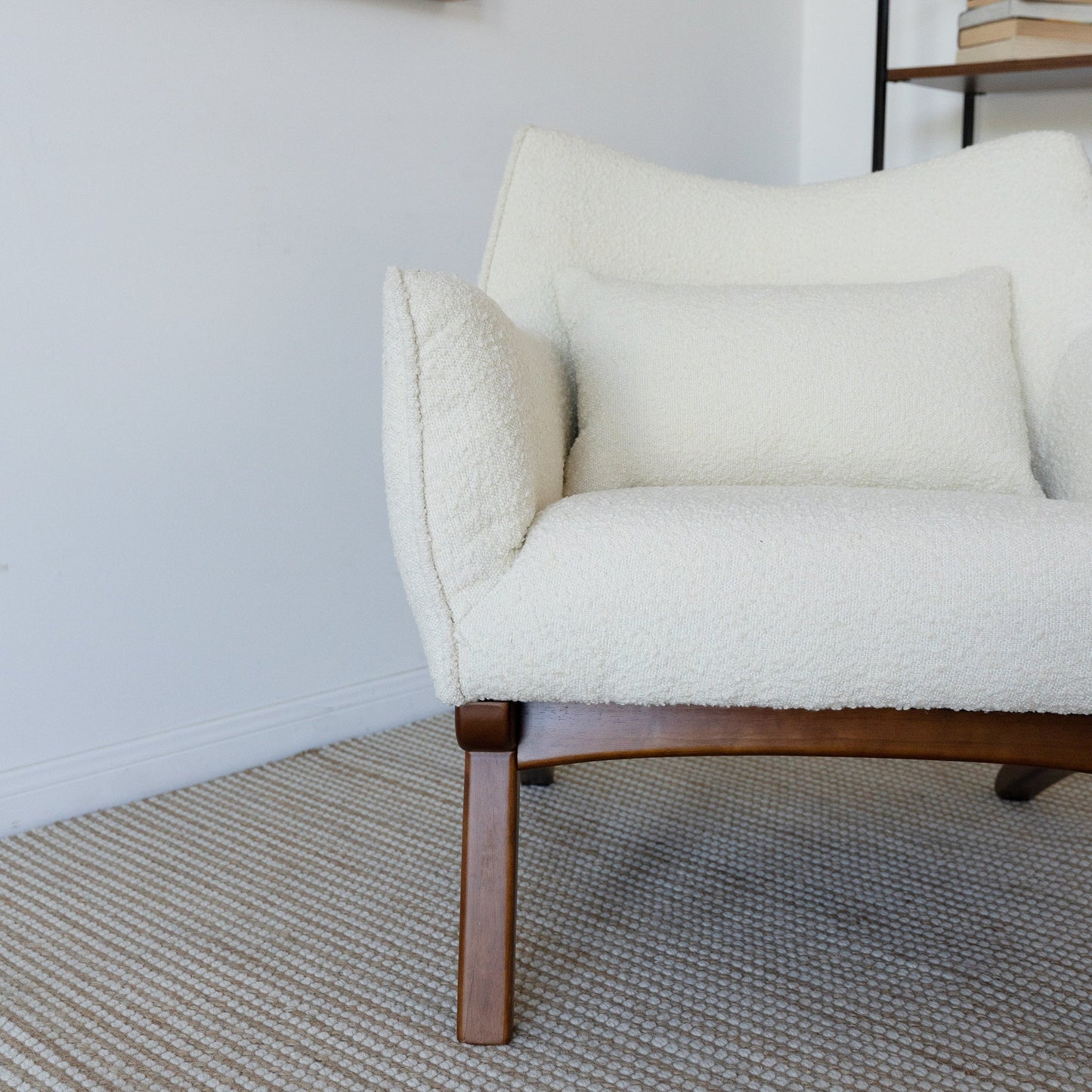 ‘Brayden’ Lounge Chair (Beige Boucle) - EcoLuxe Furnishings