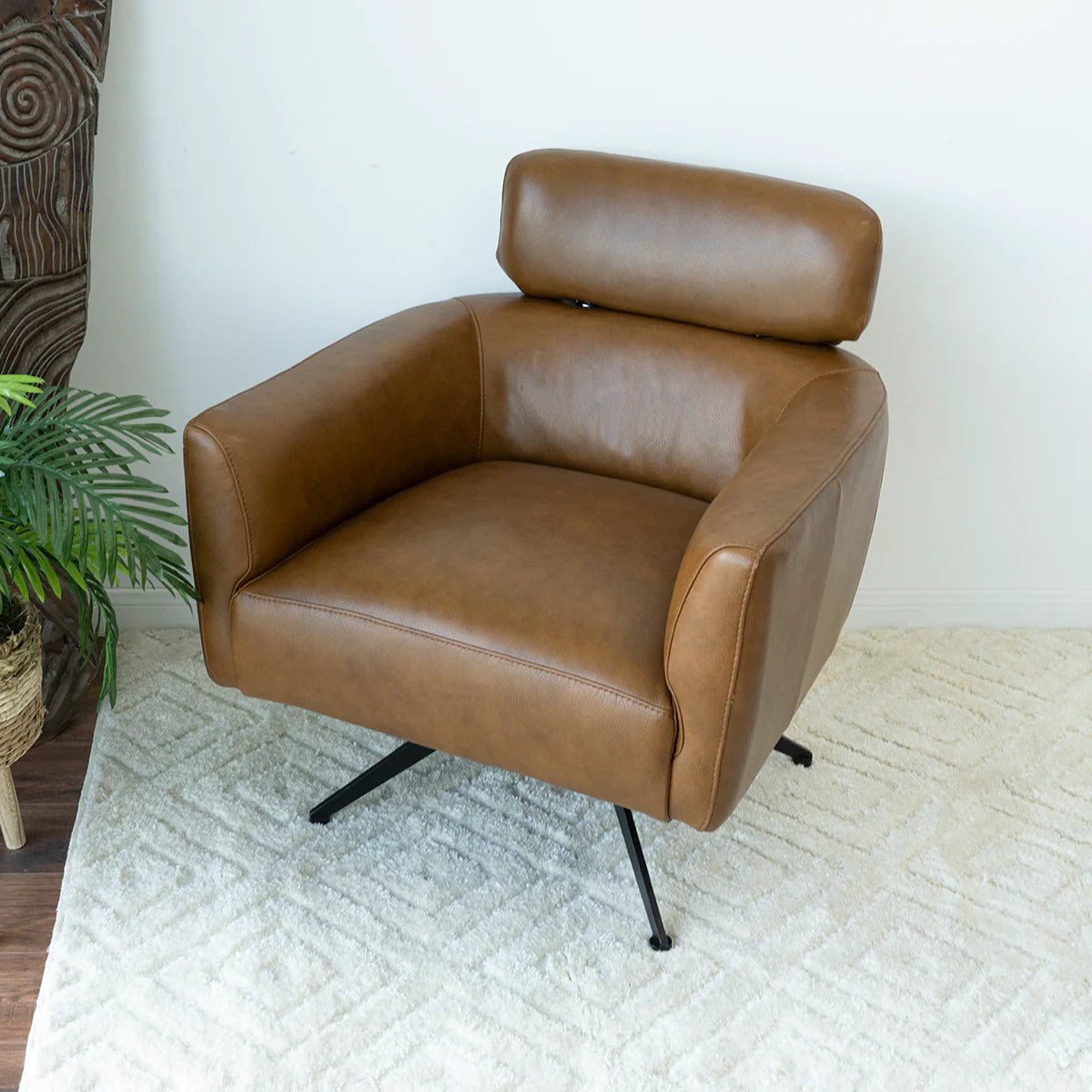 ‘Camila’ Leather Lounge Chair (Tan) - EcoLuxe Furnishings