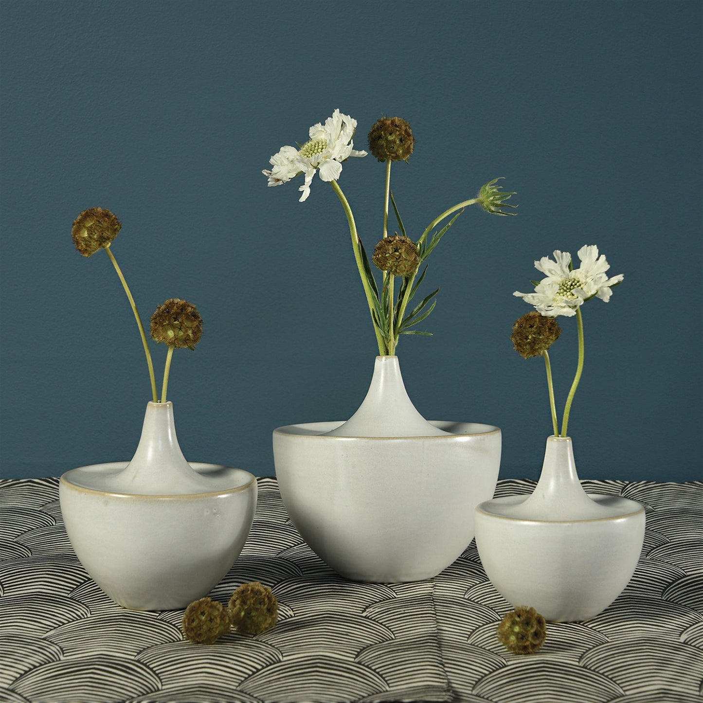 ‘Lief’ Ceramic Vase, Medium (W - EcoLuxe Furnishings