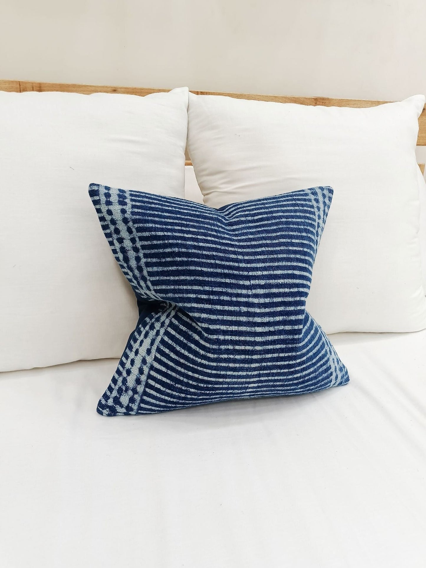 ‘Mtn Indigo’ Pillow Cover (Blue) - EcoLuxe Furnishings