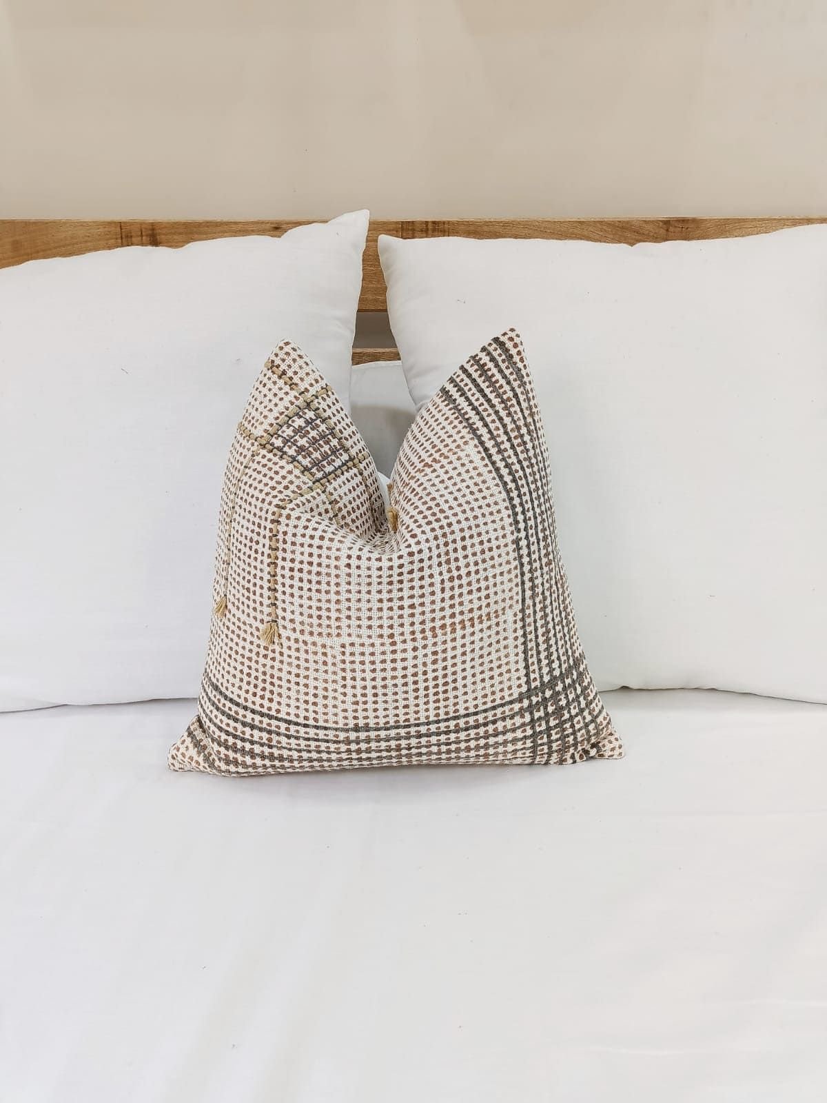 ‘Yati’ Printed Embroidery Pillow Cover (Beige) - EcoLuxe Furnishings