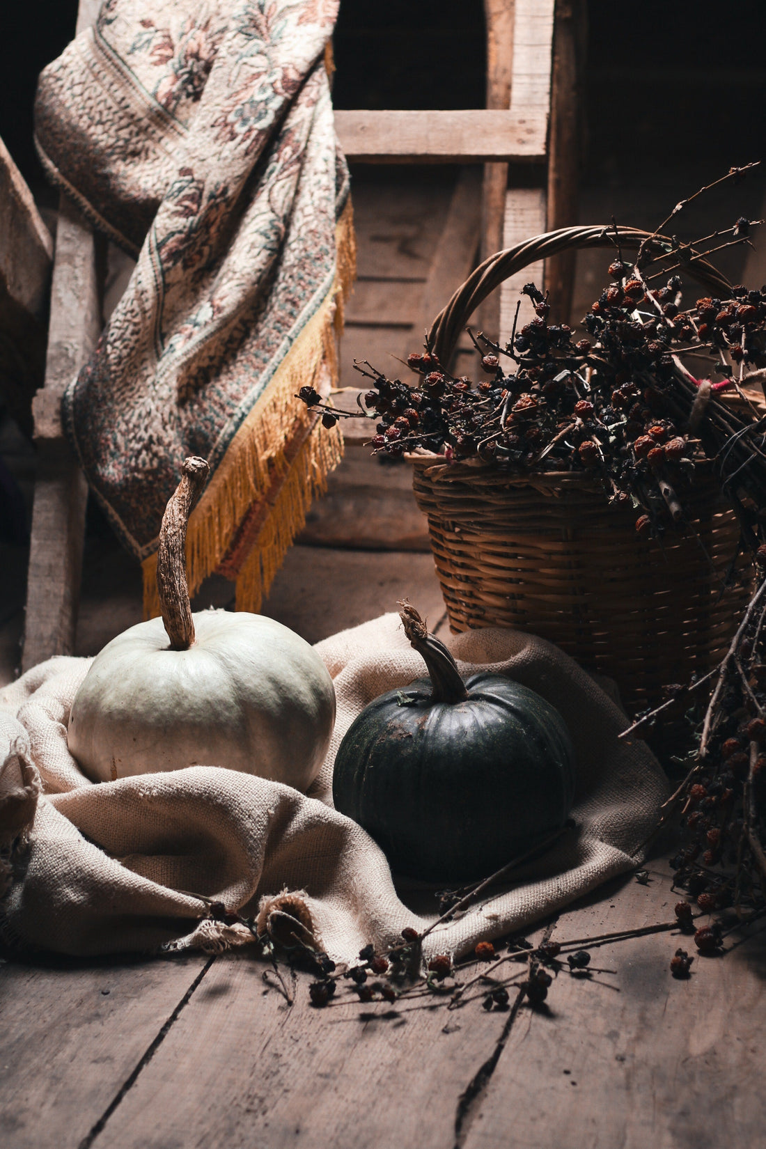 The Fall Equinox: Honoring the Balance of Nature in Our Homes - EcoLuxe Furnishings