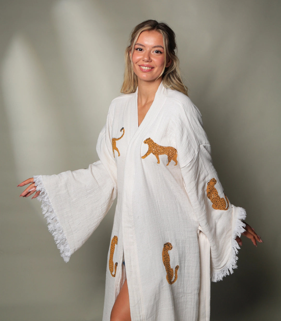 ‘Tiger’ Kimono Robe - EcoLuxe Furnishings 