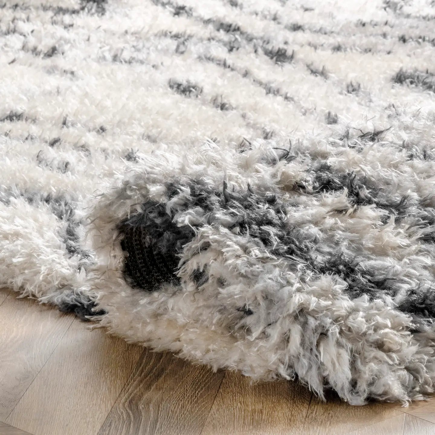 ‘Bristowe’ Diamond Shag Area Rug - EcoLuxe Furnishings