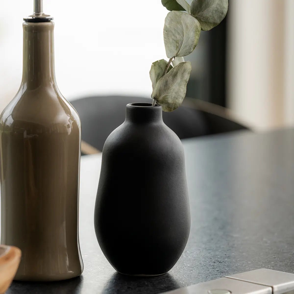 Stoneware Vase - EcoLuxe Furnishings