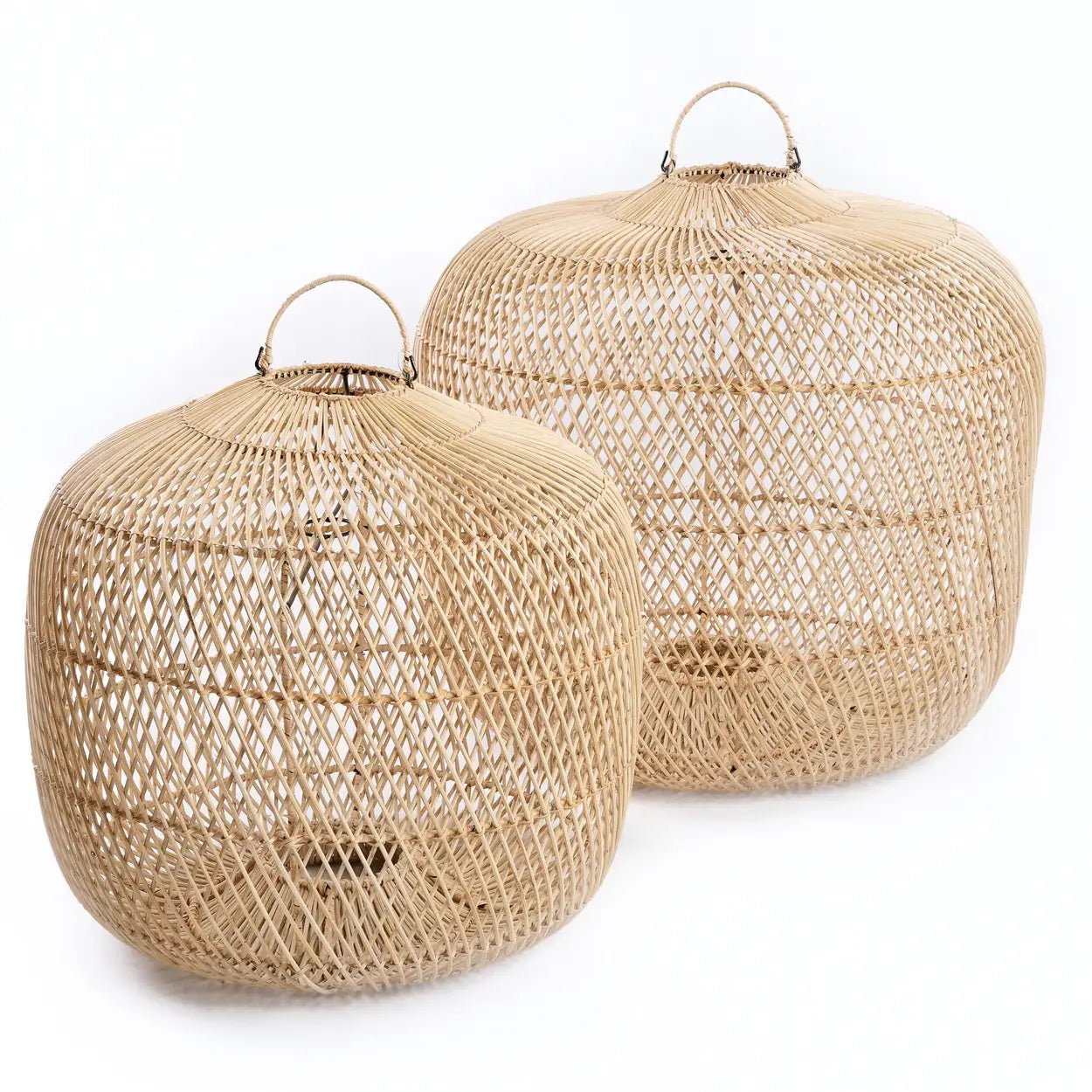 ‘The Batu Bolong’ Pendant, Medium (Natural) - EcoLuxe Furnishings