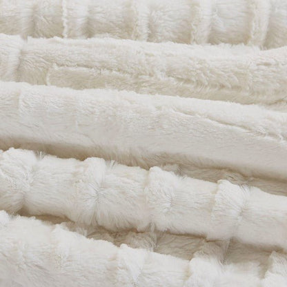 ‘Arctic Fur’ Down Alternative Comforter Mini Set, Full/Queen (Ivory) - EcoLuxe Furnishings