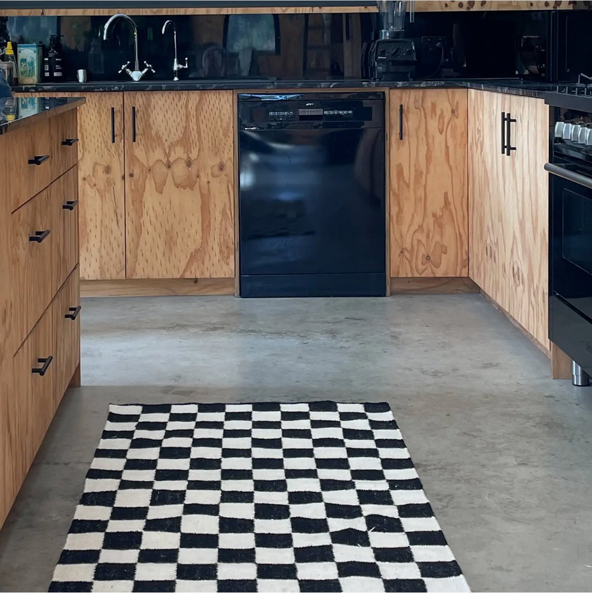 Checkerboard Hallway Runner (Black + White) - EcoLuxe Furnishings