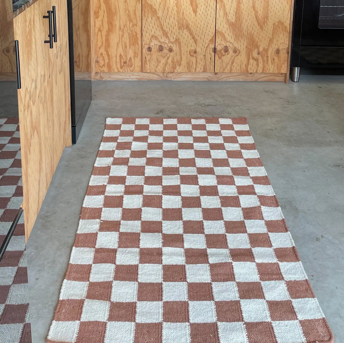 Checkerboard Hallway Runner (Rust/Natural) - EcoLuxe Furnishings