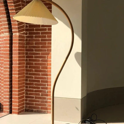 Curved Wooden Floor Lamp - EcoLuxe Furnishings