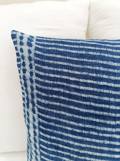 ‘Mtn Indigo’ Pillow Cover (Blue) - EcoLuxe Furnishings