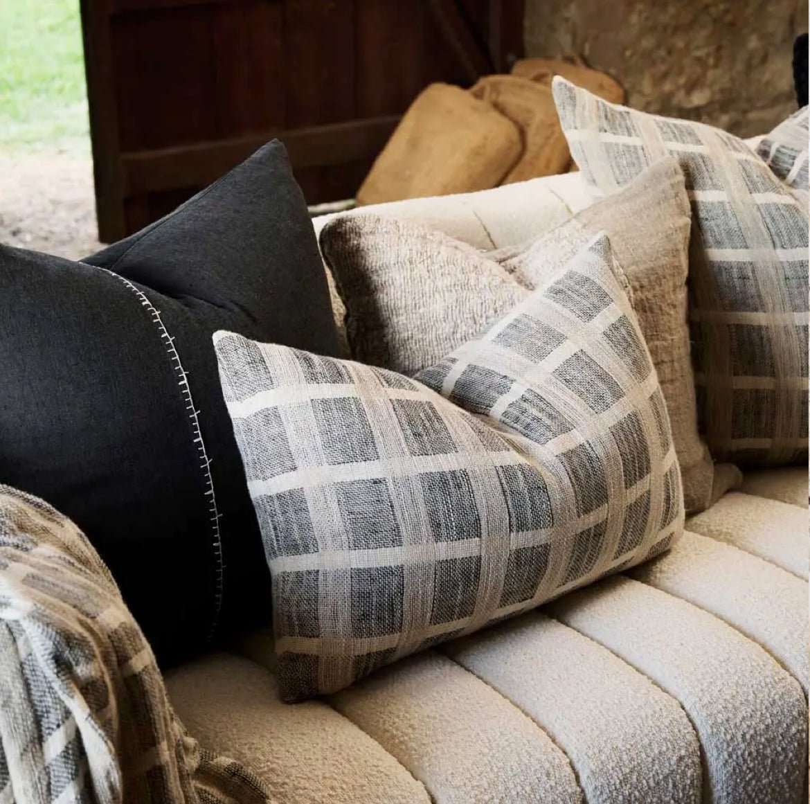 ‘Petra’ Linen Cushion Cover - EcoLuxe Furnishings