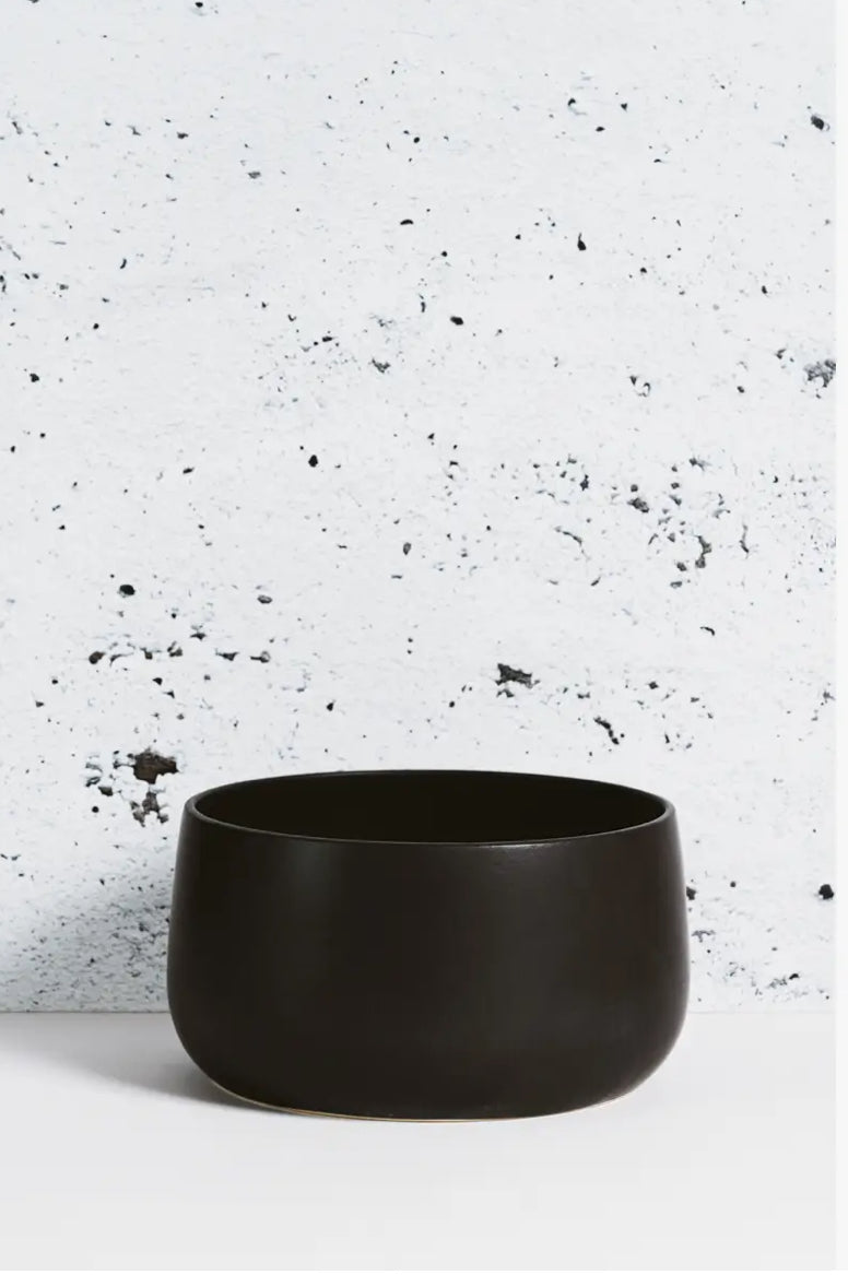 Stoneware Serving Bowl, 120 oz - EcoLuxe Furnishings