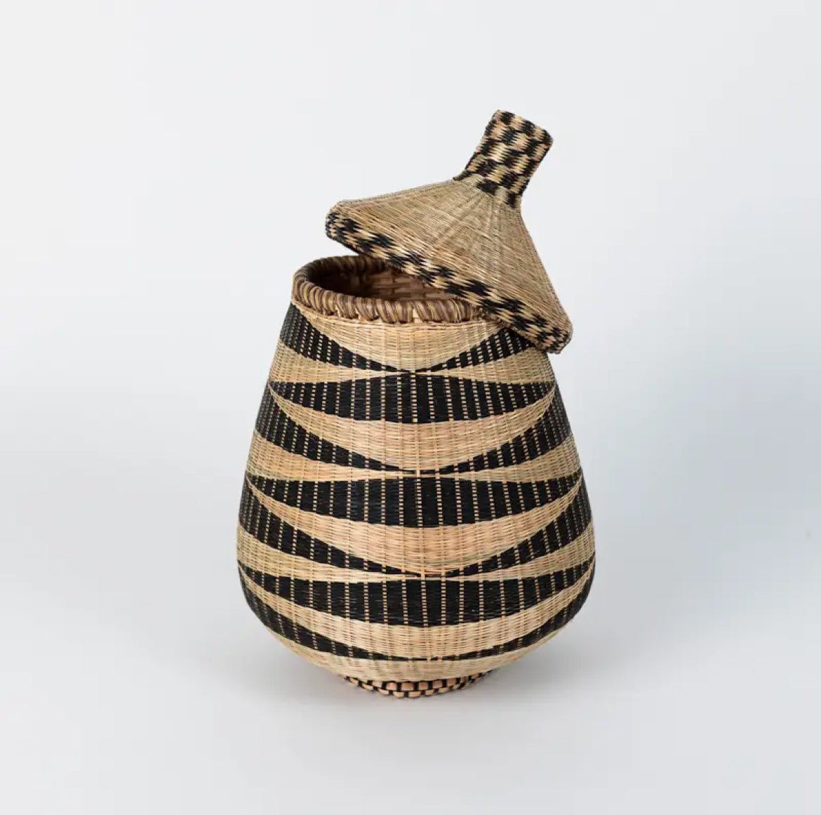 ‘Teardrop’ Basket - EcoLuxe Furnishings