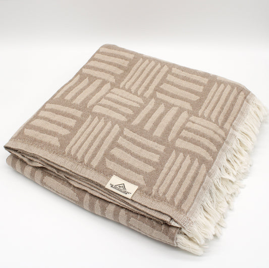 Turkish Cotton Geometric Patterned Throw Blanket (Beige) - EcoLuxe Furnishings