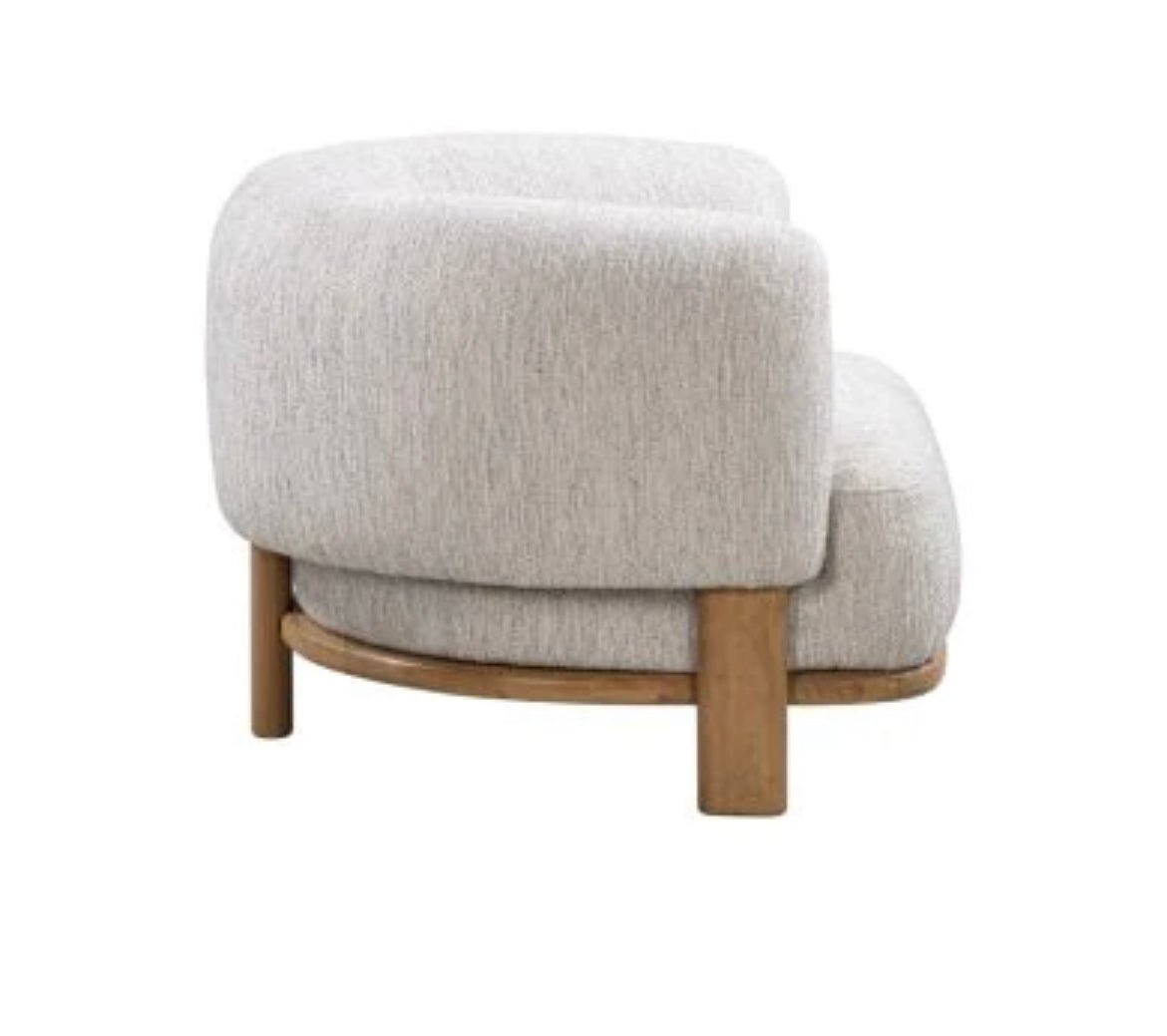 ‘Vittori’ Chair (Boucle) - EcoLuxe Furnishings