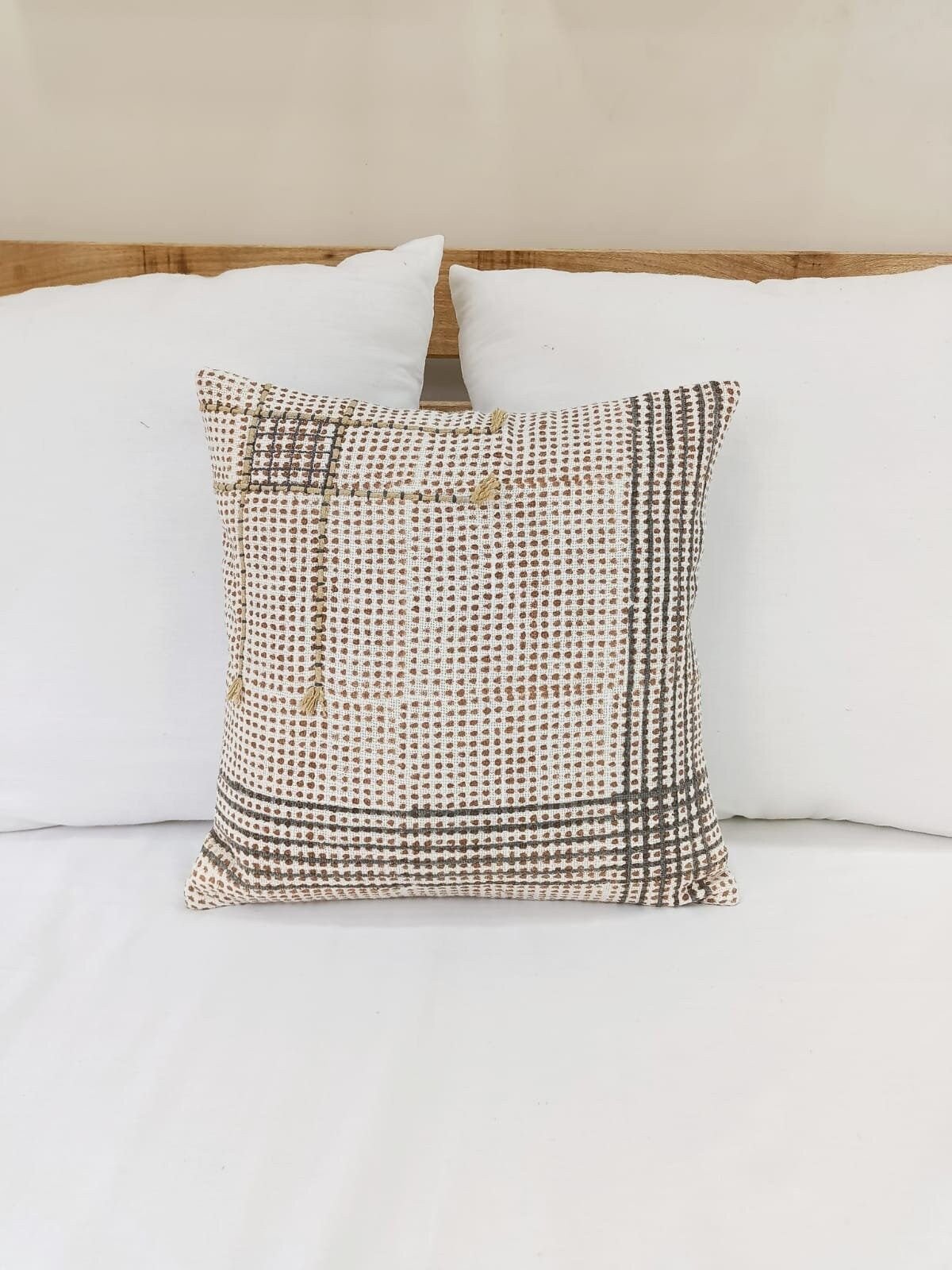 ‘Yati’ Printed Embroidery Pillow Cover (Beige) - EcoLuxe Furnishings